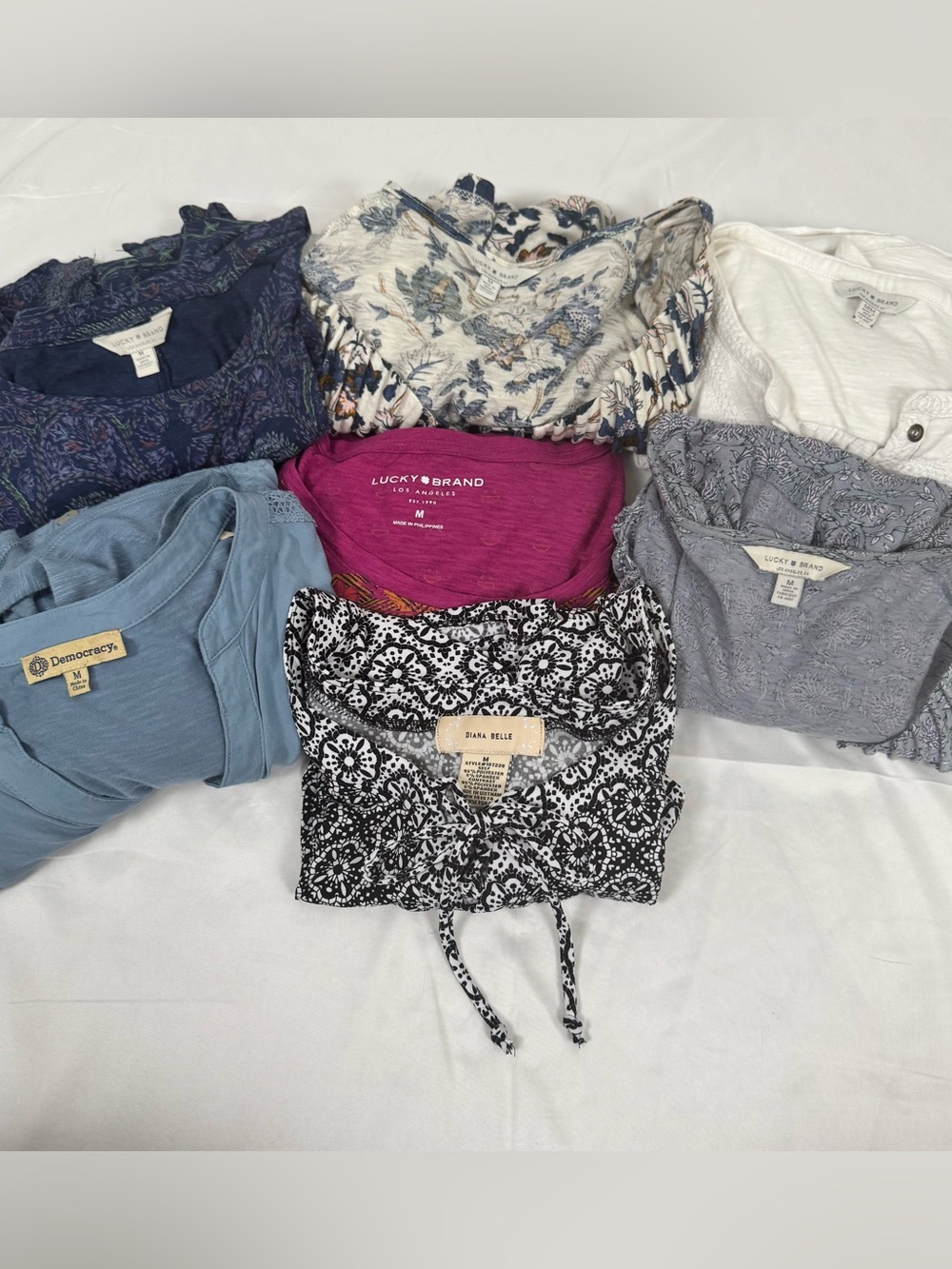 Women’s Tops Bundle Lot Size Medium Lucky Brand Boho Floral Mixed Brands 7pc - Picture 2 of 16